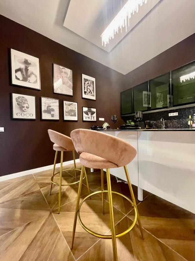 Vip Jacuzzi Luxury Apartment Будапеща Екстериор снимка