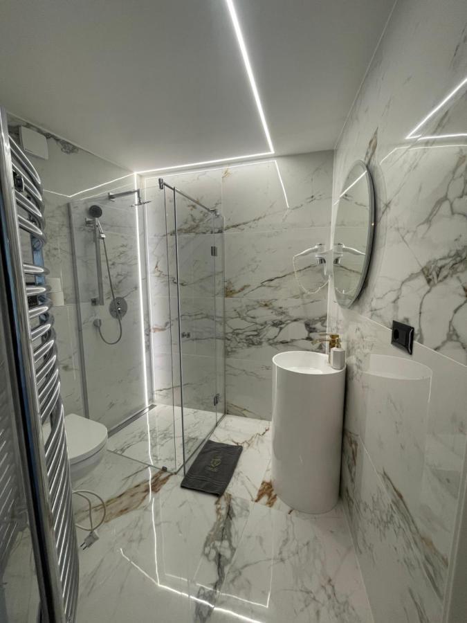 Vip Jacuzzi Luxury Apartment Будапеща Екстериор снимка