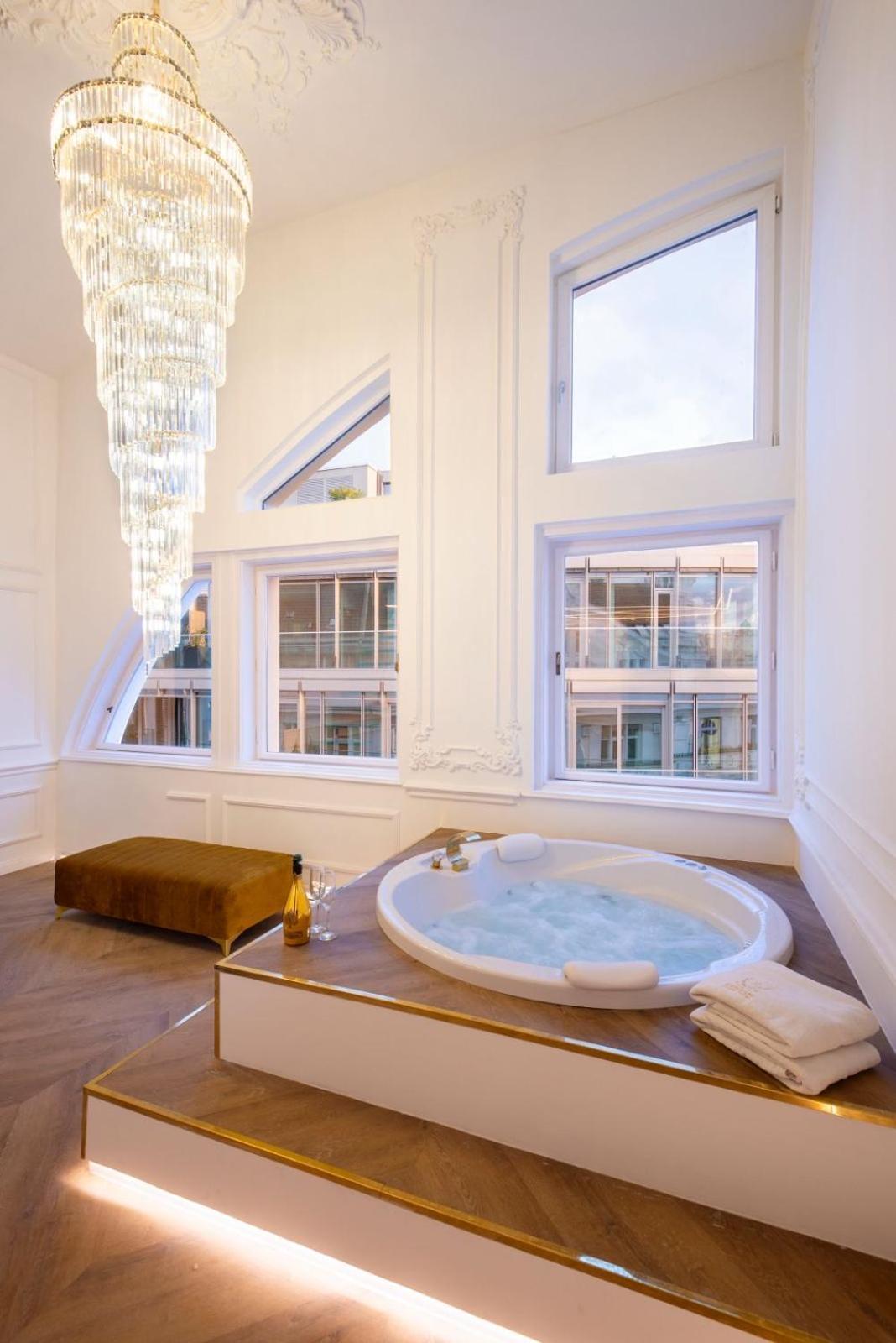 Vip Jacuzzi Luxury Apartment Будапеща Екстериор снимка